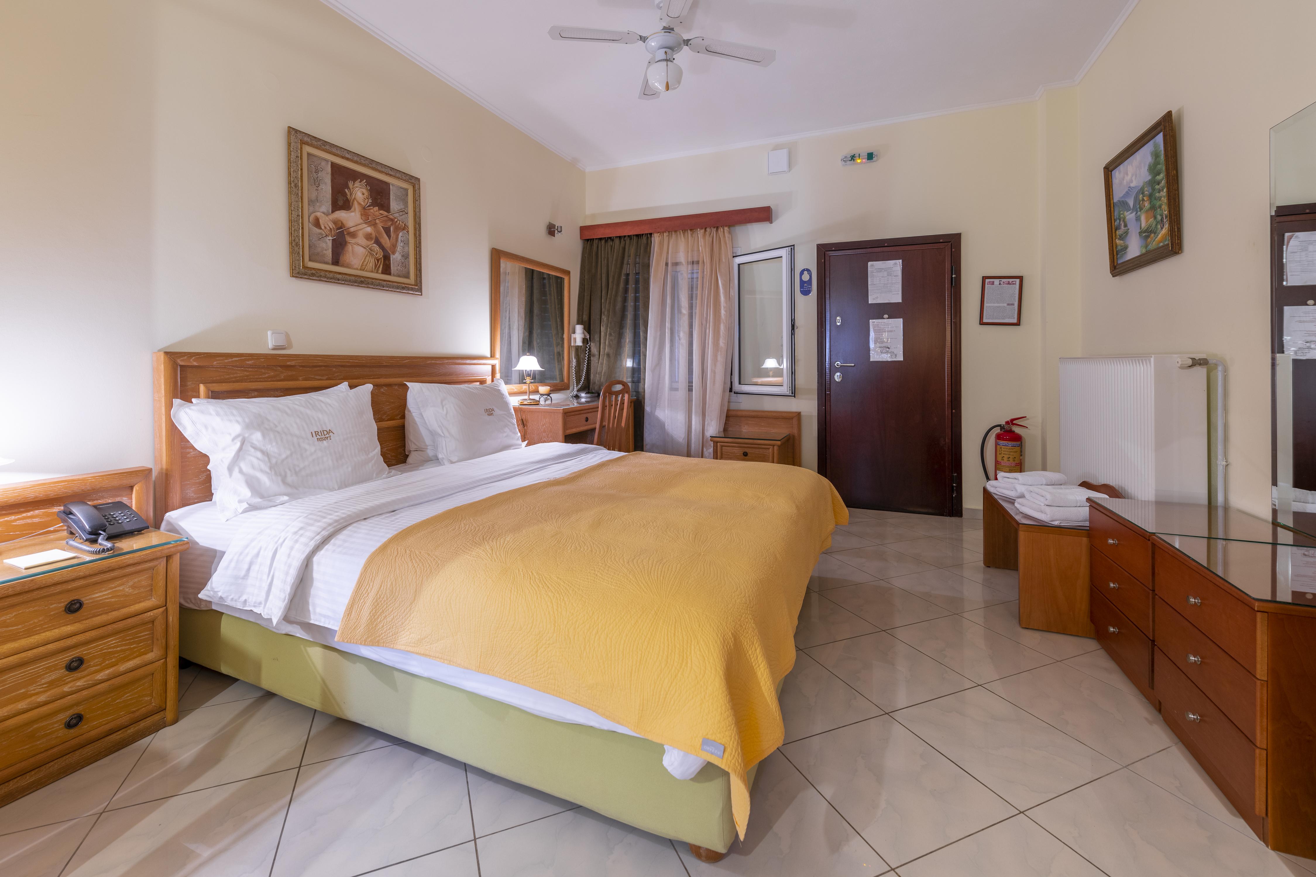 Irida Beach Resort Suites Κυπαρισσία Εξωτερικό φωτογραφία